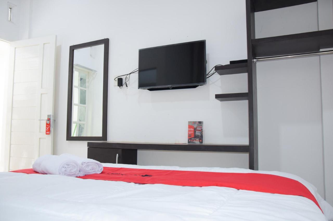 Reddoorz Near Uin Sumatera Utara Hotel Медан Екстериор снимка